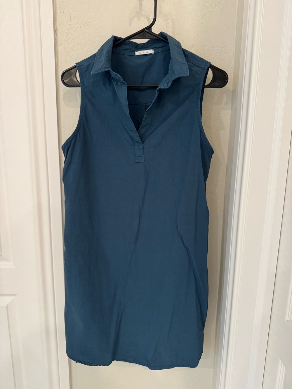 OKO Sleeveless Collared Shift Dress in Teal
